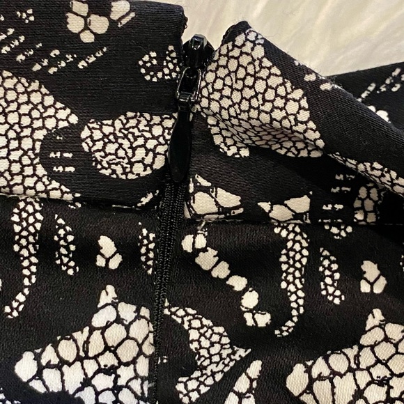 WHBM A line floral lined lace print pleated midi Skirt White & Black Size 6 - Picture 8 of 9